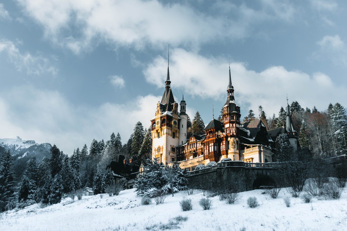 Peles Castle in winter | Prahova County